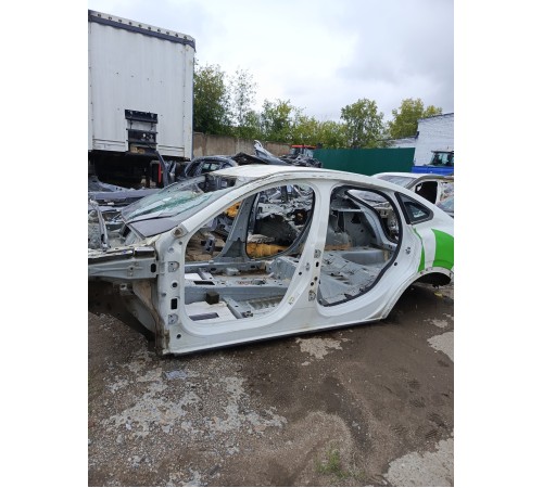 Порог со стойкой левый