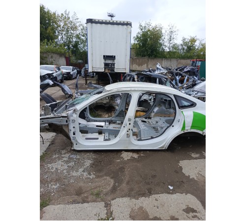 Порог со стойкой левый