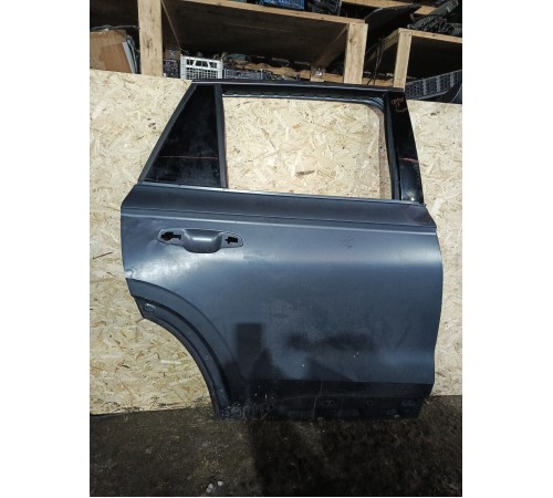 Дверь задняя правая