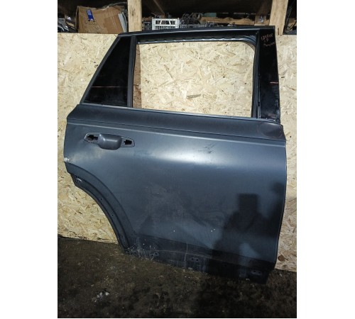 Дверь задняя правая
