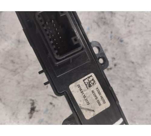 Блок кнопок обогрева руля и сидений