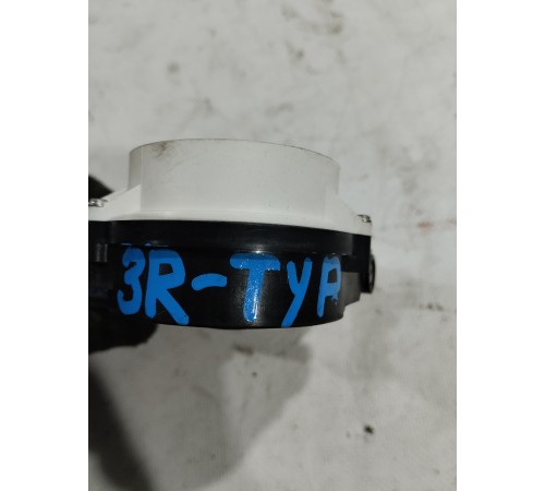 Доводчик двери (задний правый)