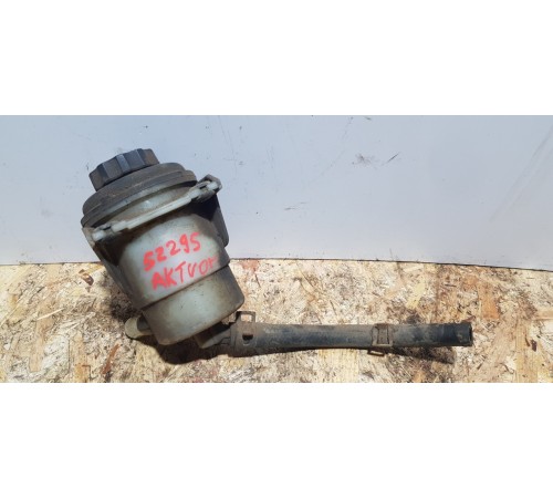 Бачок гидроусилителя