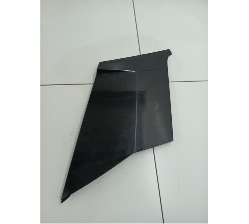 Накладка крыла задняя правая