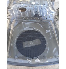 Пол багажника