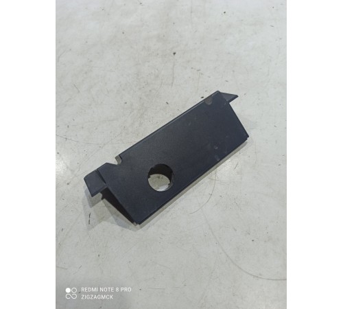 Накладка (кронштейн) прикуривателя