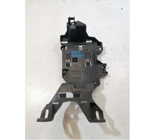 Кронштейн блока предохранителей