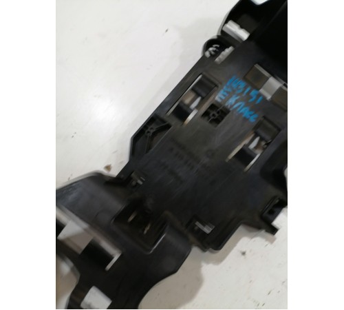 Кронштейн блока предохранителей