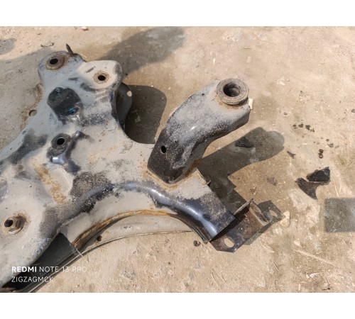 Балка подвески передняя, подрамник