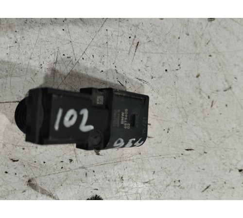 Датчик вакуумного усилителя тормозов