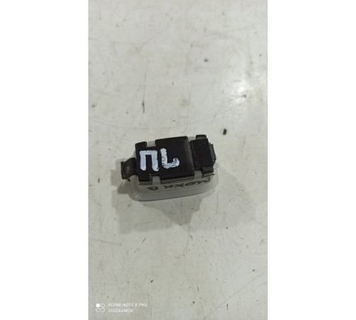 Плафон внутреннего освещения салона