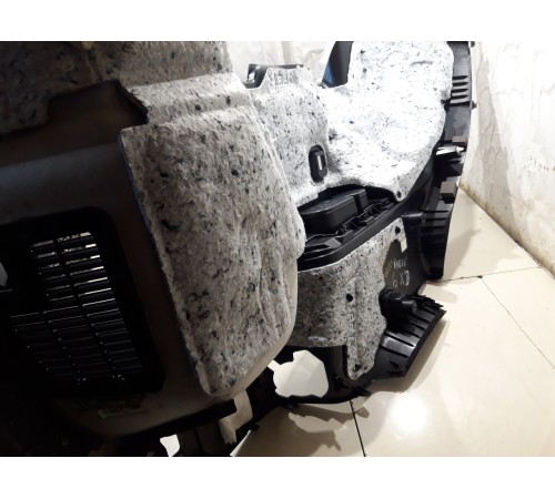 Обшивка багажника (задняя, левая)