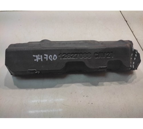 Уплотнитель крышки двигателя