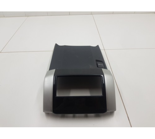 Накладка центральной консоли задняя