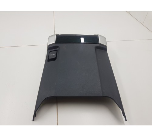 Накладка центральной консоли задняя