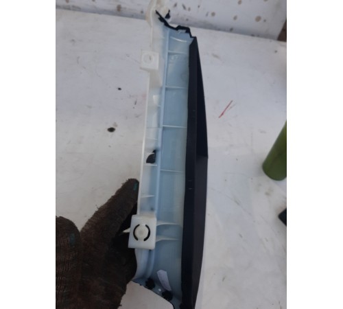 Обшивка стойки(задняя правая)