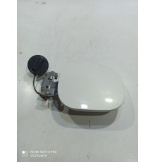 Крышка люка бензобака