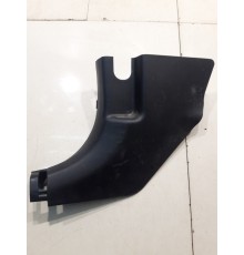 Внутренняя накладка порога (передний левый угол)