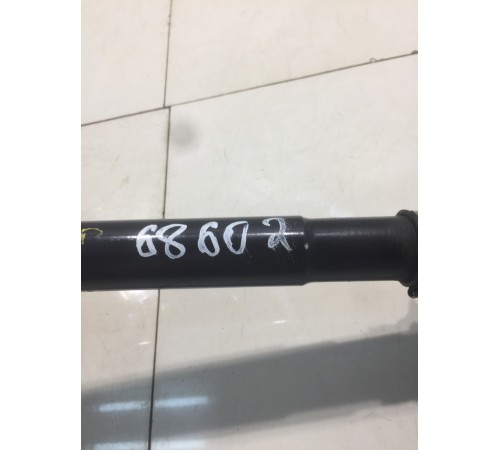 Полуось (привод) (задний, правый)