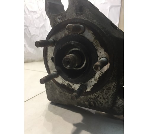 Полуось (привод) (задний, правый)