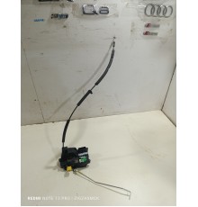 Замок двери передний левый