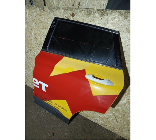 Дверь задняя левая