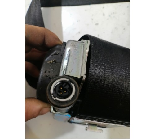  Ремень безопасности передний правый