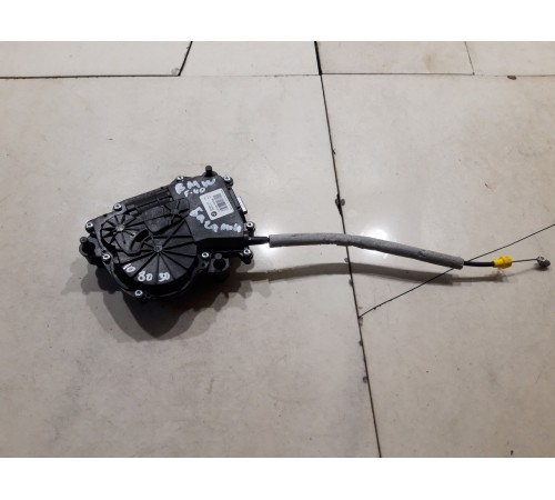 Доводчик замка крышки багажника