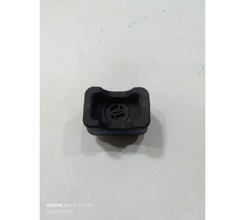 Поддомкратник