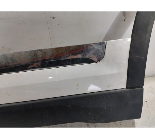 Накладка двери задняя левая