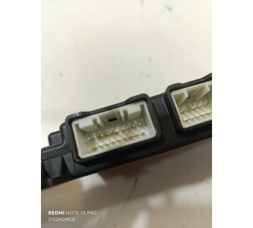 Блок управления сиденьем передний правый