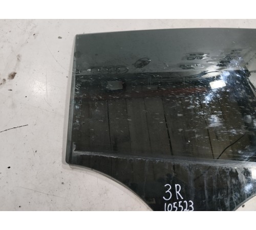 Стекло двери (заднее, правое)