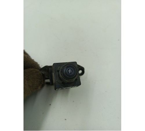 Камера переднего вида