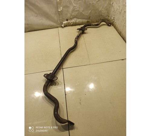 Стабилизатор передний