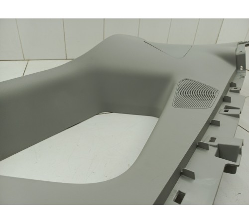 Обшивка багажника правая (верхняя)