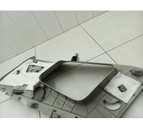 Обшивка багажника правая (верхняя)