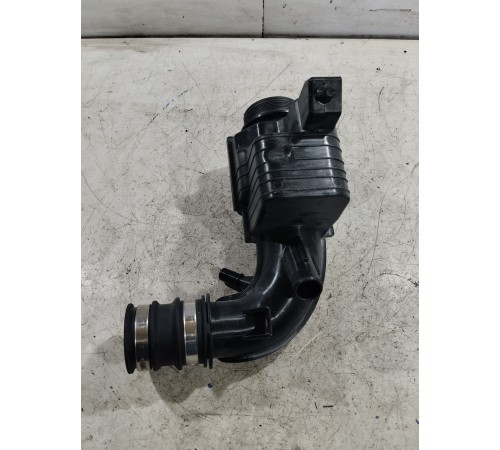 Патрубок воздушного фильтра