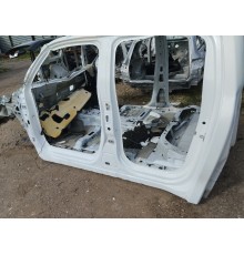 Порог со стойкой левый