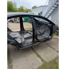 Порог со стойкой правый