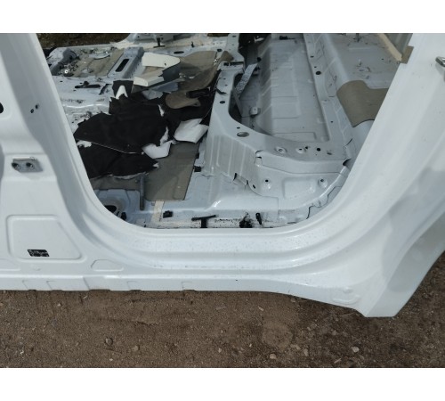 Порог со стойкой левый