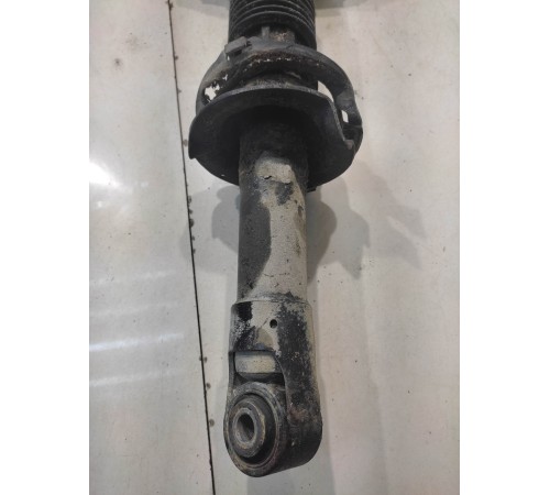 Амортизатор (задний, правый)