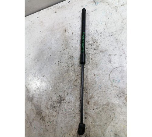 Амортизатор крышки багажника правый