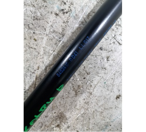 Амортизатор крышки багажника правый