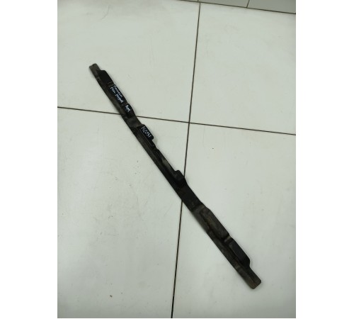 Планка решётки радиатора верхняя