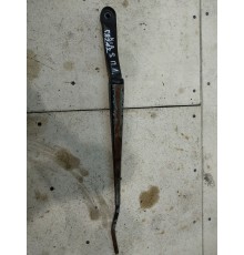 Поводок стеклоочистителя Левый