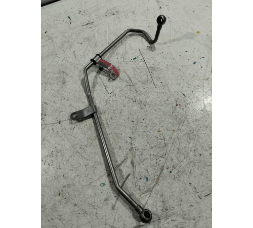 Трубка турбины масляная