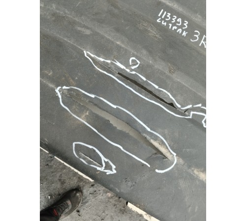 Брызговик задний правый верхний