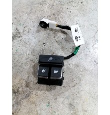 Кнопки стеклоподьемника задние левые