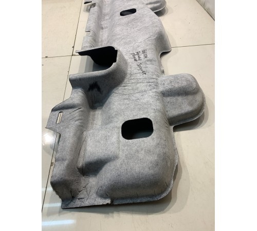 Задняя полка