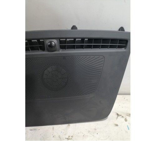 Накладка торпедо левая верхняя